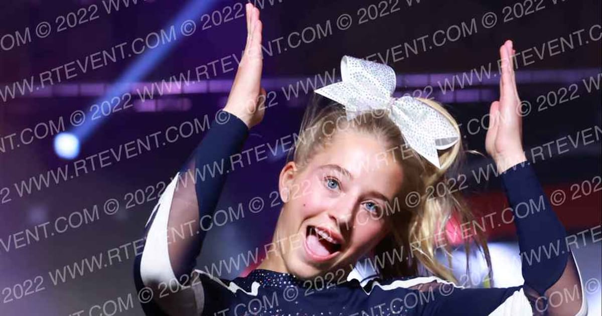 Mustang Cheer All Stars Stallions · Duel in the Desert