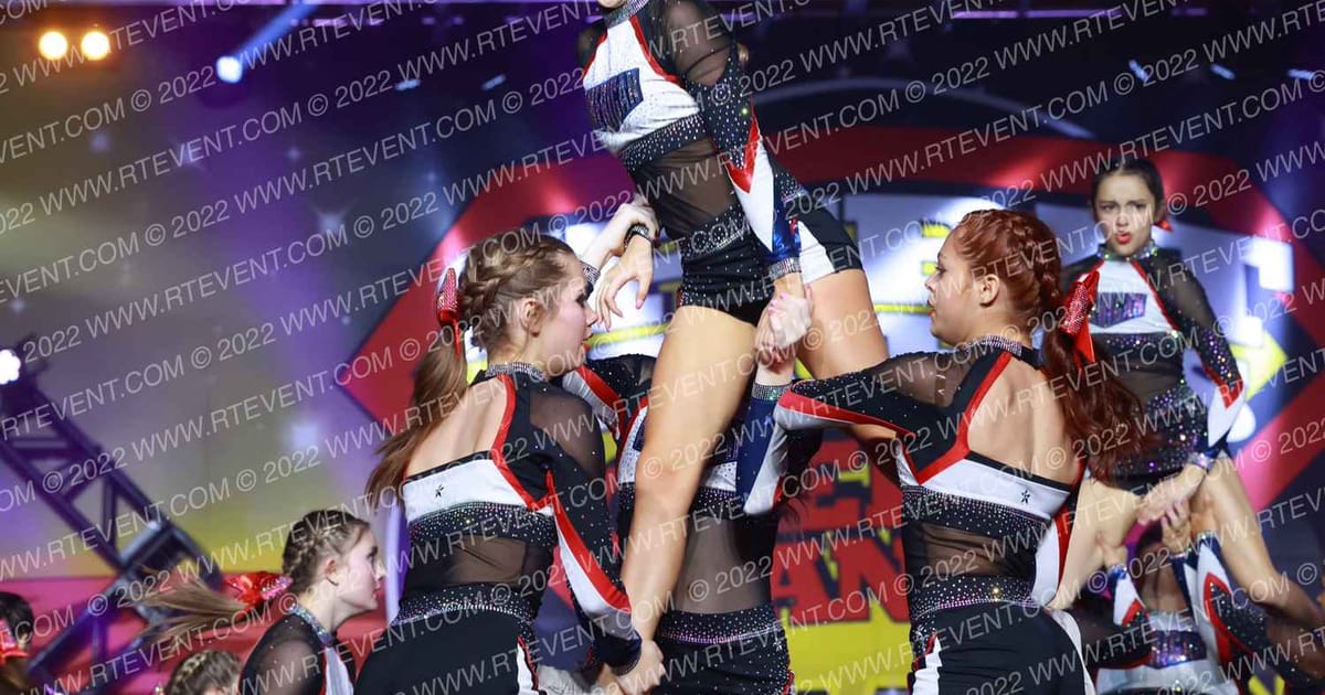 American Cheer SR BLACK · Duel in the Desert