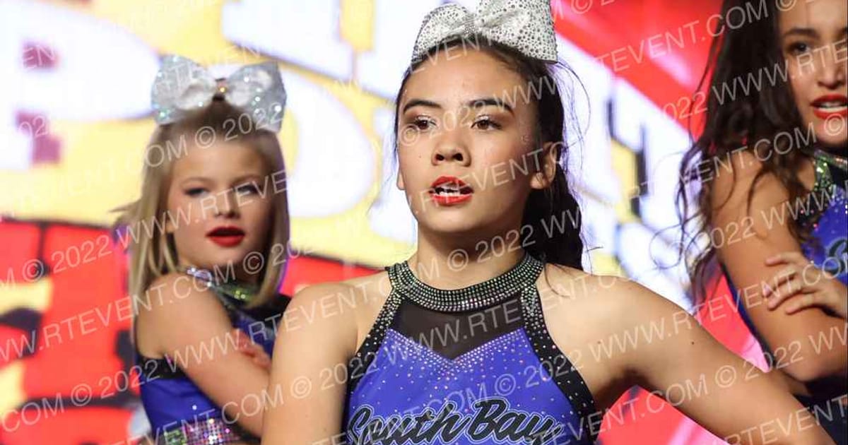 South Bay Divas crystals · Duel in the Desert