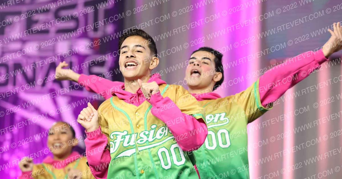 Footnotes Fusion Senior - Hip Hop · DANCE MAJORS