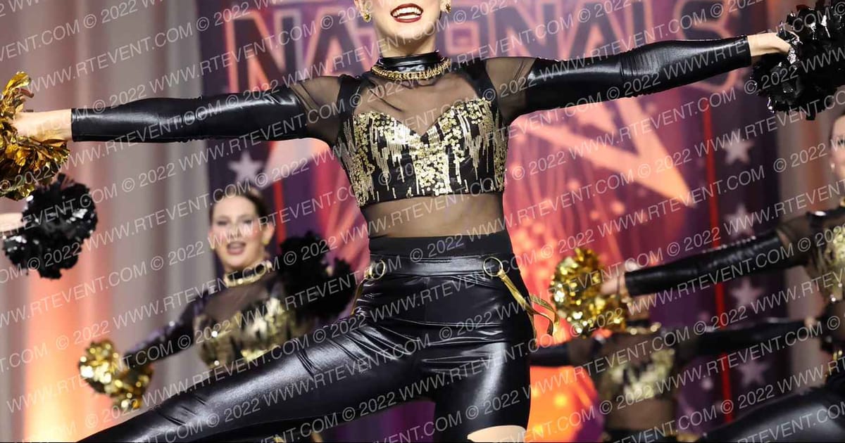 Starz Dance Academy Elite All Starz Large Senior Pom · DANCE MAJORS