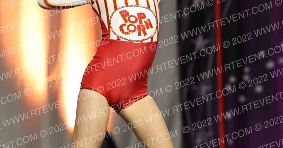 Studio 22 Tiny Prep Pom · Dance Super Nationals