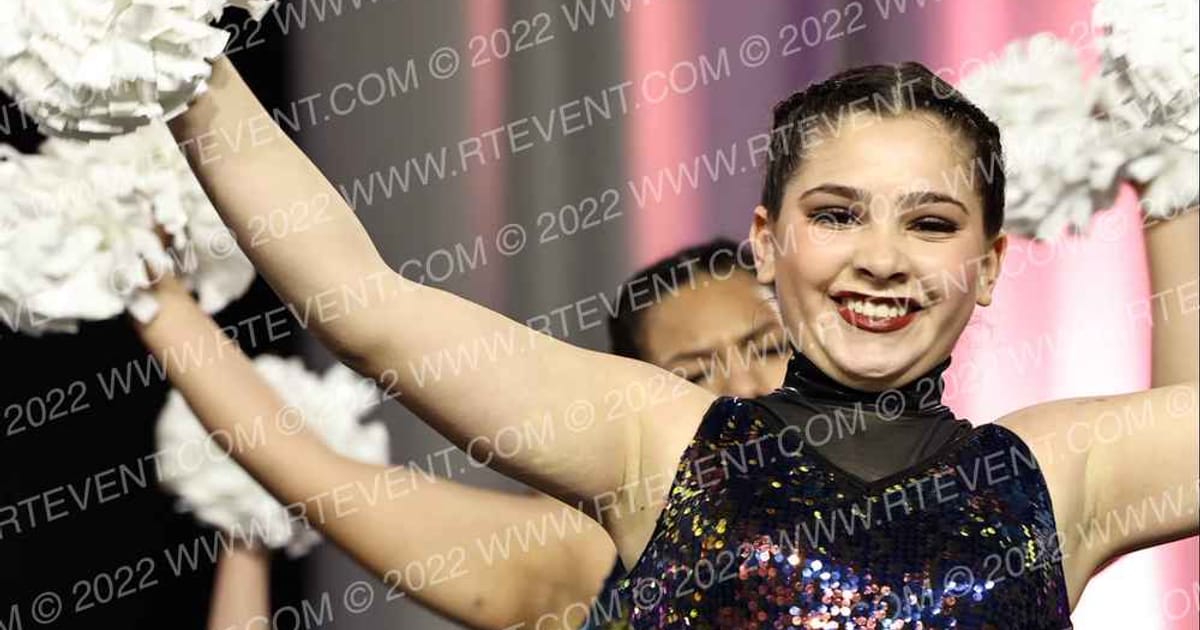 Studio 22 Juniors Pom · Dance Super Nationals