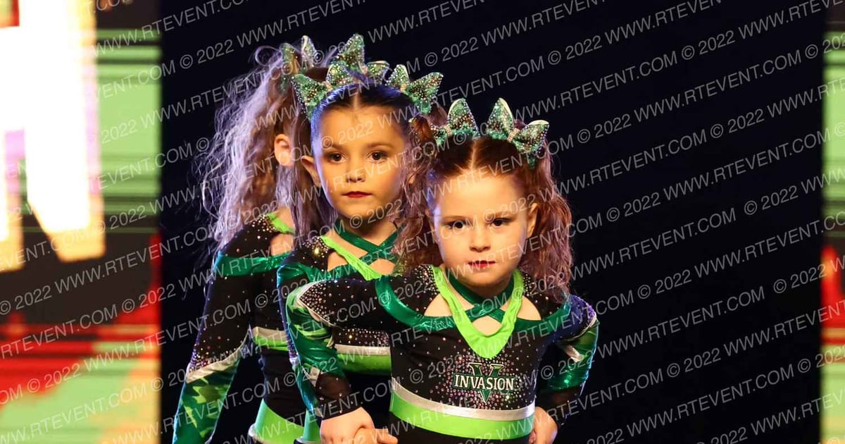 Invasion Cheer TINY RECRU1TS · Gold Rush Orlando