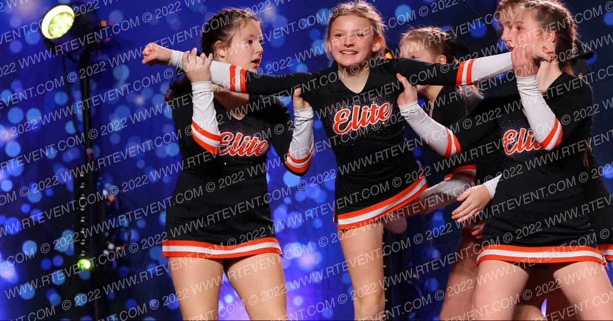 Pirates Cheerleading Club Elite · Spirit Sports Kansas City Nationals