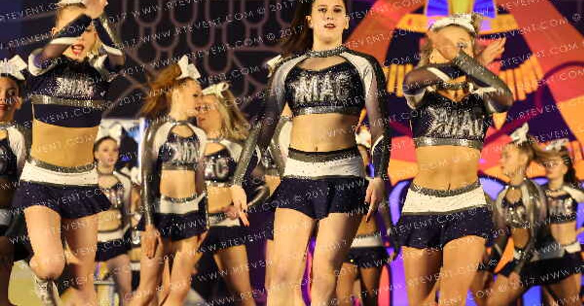 Macs Allstar Cheer MAC'S ROYALZ · Queen of the Nile