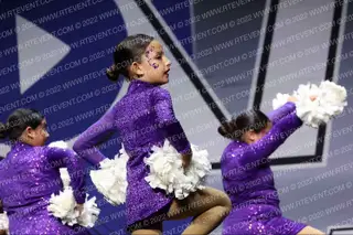 FIREBAUGH FALCON CHEER MIGHTY MITES