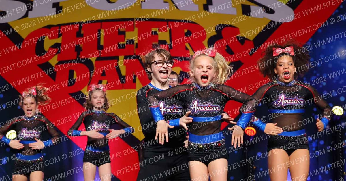 American Cheer Elite Strykers · Spirit Sports Kansas City Nationals