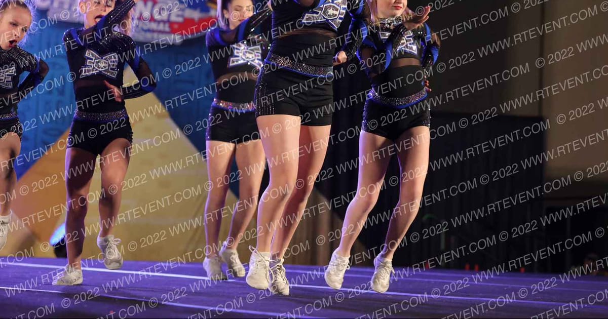 East Celebrity Elite Fireflies · Queen of the Nile Showdown