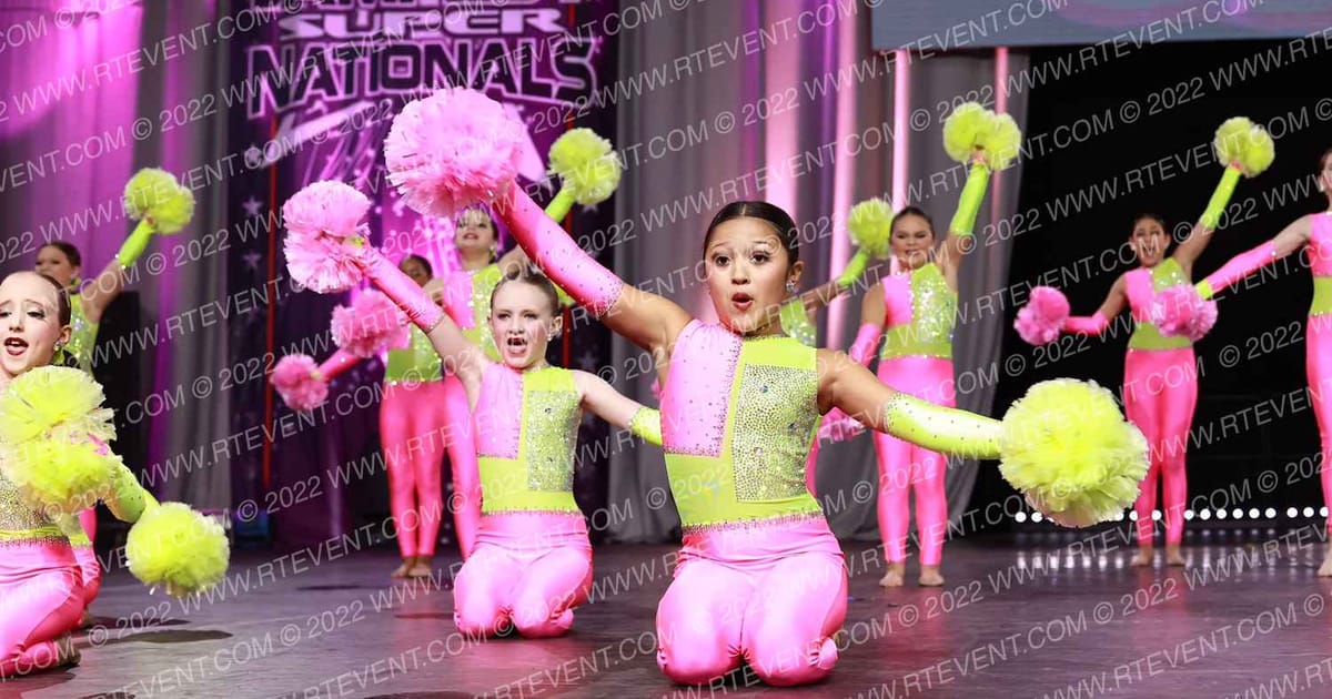 Dancin Bluebonnets Mini Elite Large Pom · Dance Super Nationals