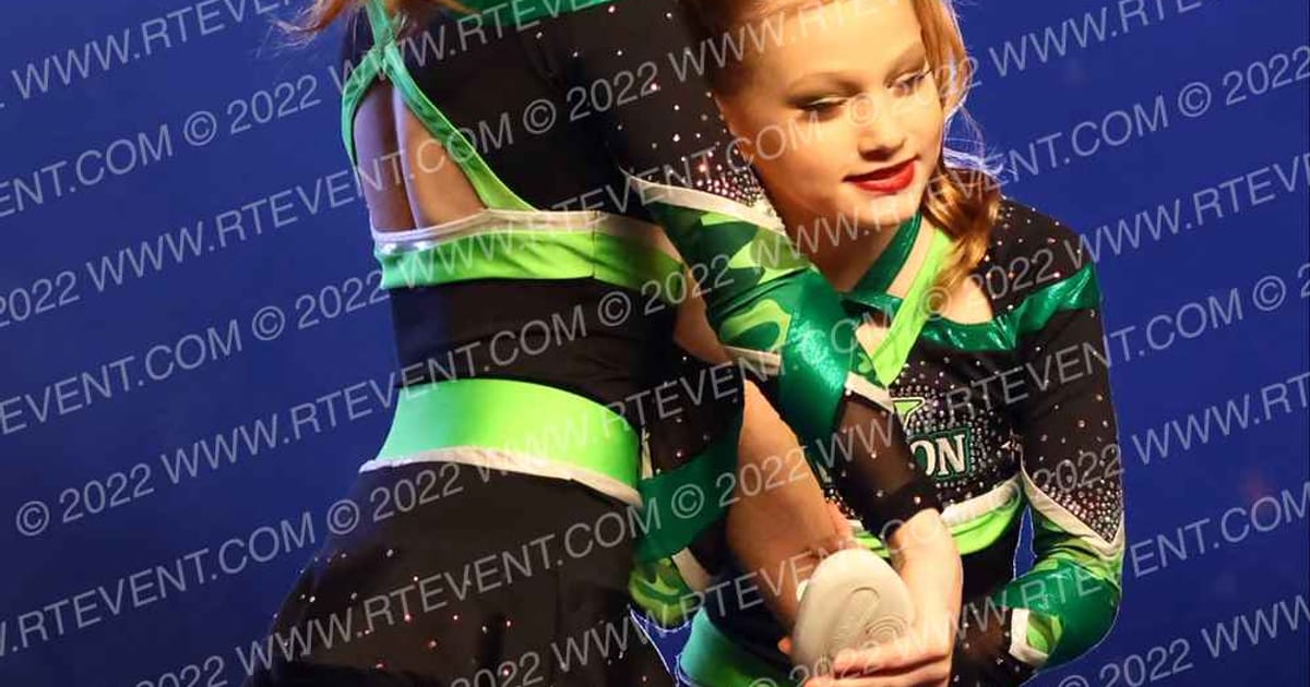 Invasion Cheer MINI M1SSILES · Gold Rush Orlando
