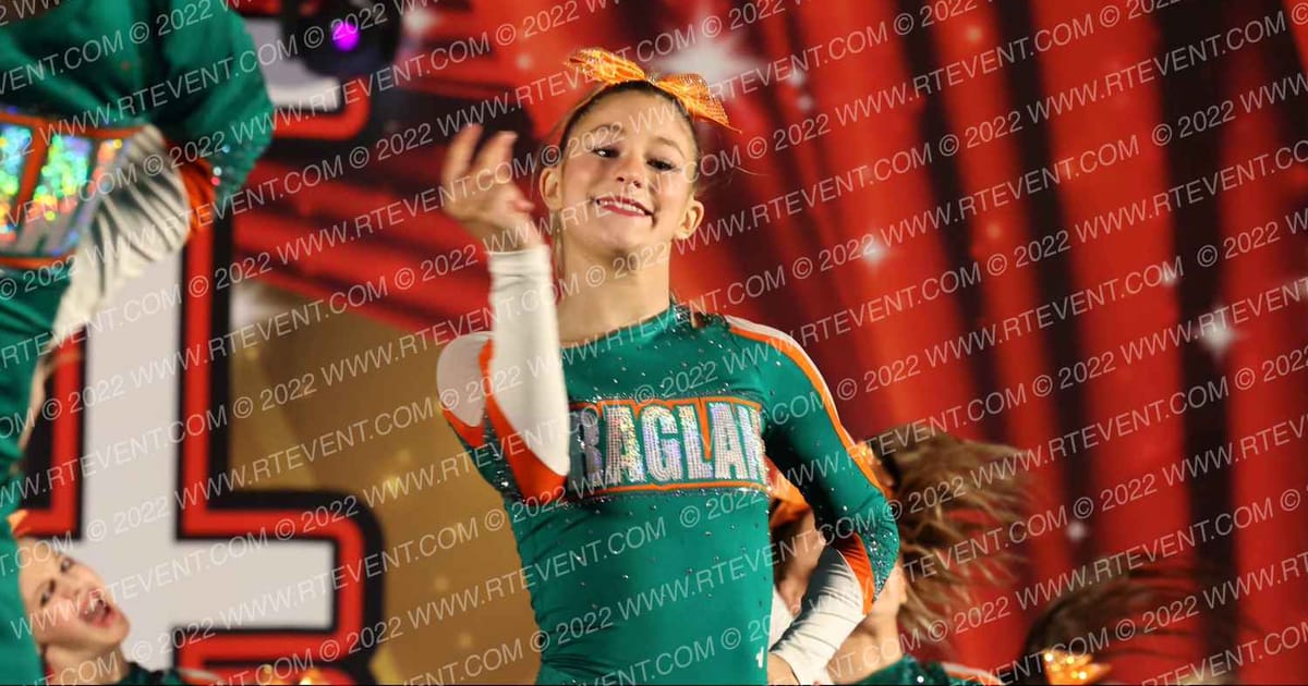 Raglan Coast Cheer Slate · Encore Las Vegas showdown