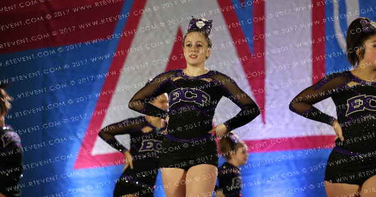 Express Cheer Force Diamonds · Aloha Worcester Showdown