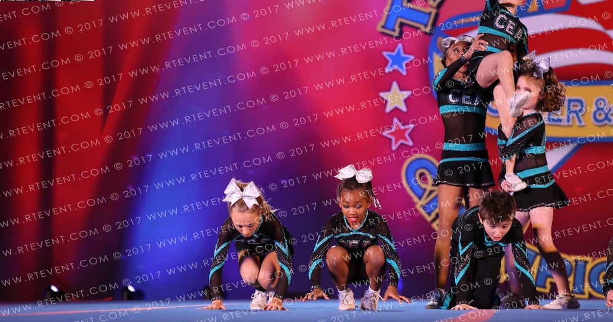 Cheer Extreme - Richmond Royal Crowns · The American Masters Baltimore Showdown