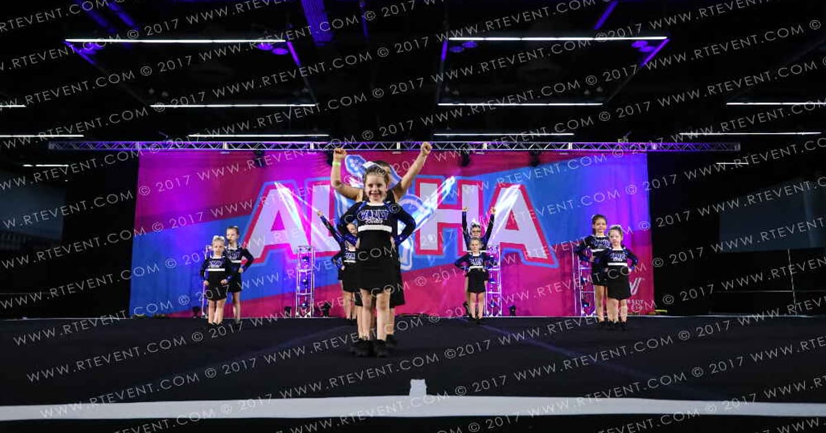 Vault Elite Sparkles · Aloha Portland Showdown