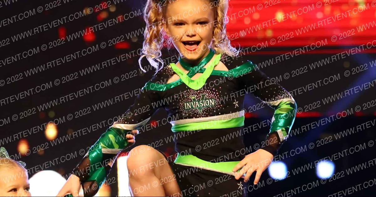 Invasion Cheer MINI M1SSILES · Gold Rush Orlando