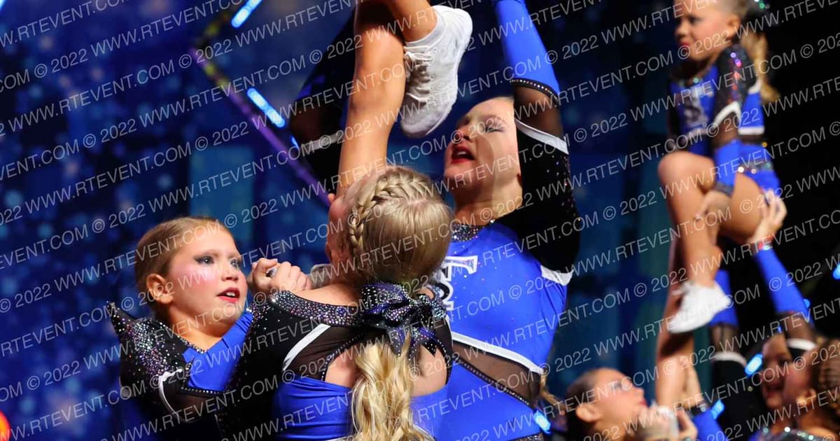 Twist & Shout Norman Youth Love · Spirit Sports Kansas City Nationals
