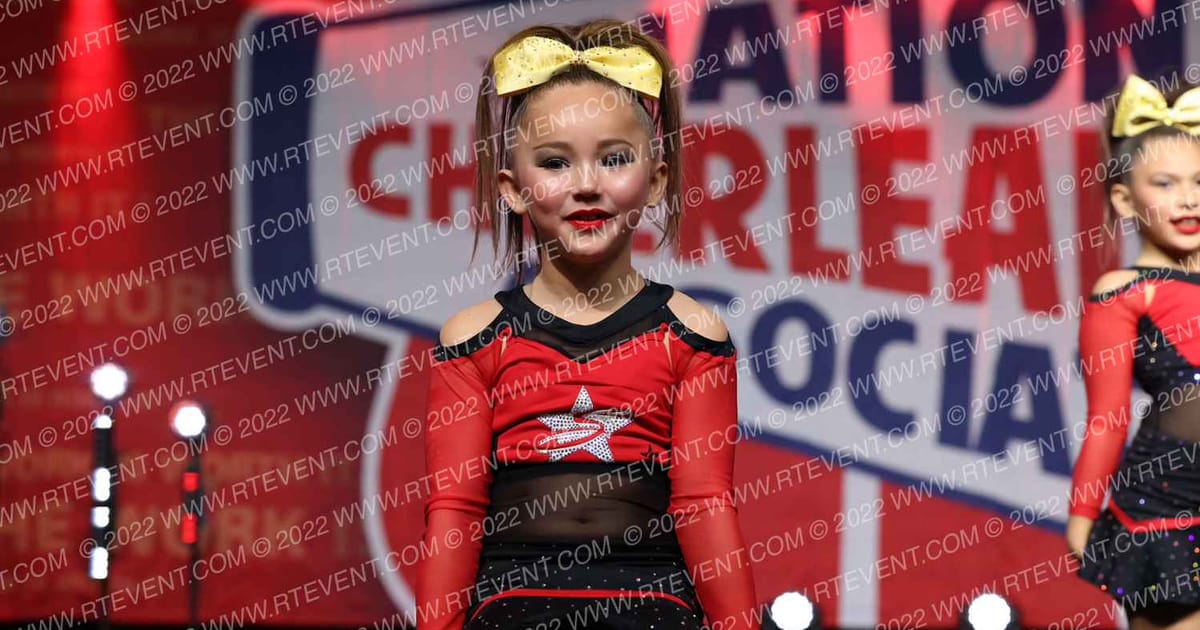 Starstruck Mini Divas · NCA Roseville Showdown