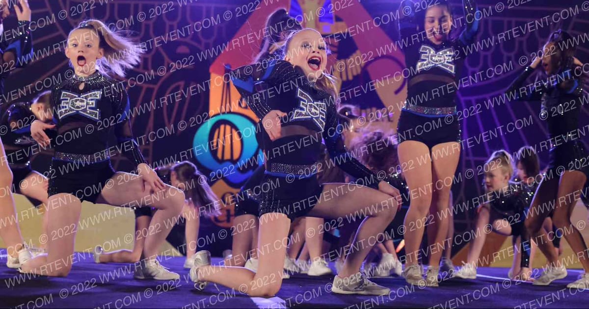 East Celebrity Elite Blitz · Queen of the Nile Showdown