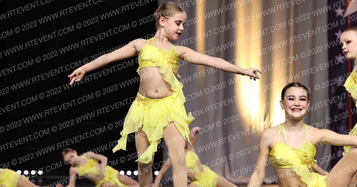 Brio Studios Mini Premier Large · Dance Super Nationals