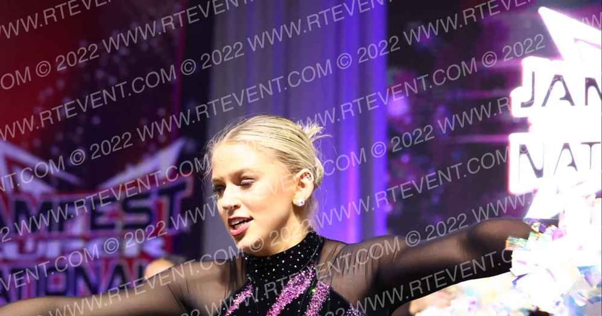 Dance Dynamics Senior Large Pom · Dance Super Nationals