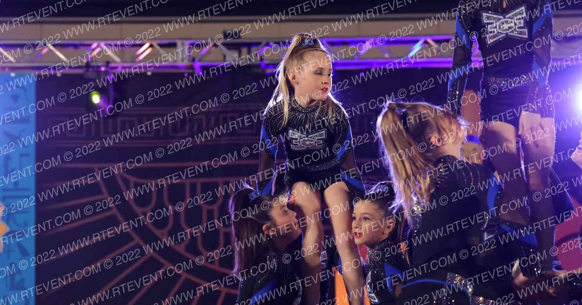 East Celebrity Elite Fireflies · Queen of the Nile Showdown