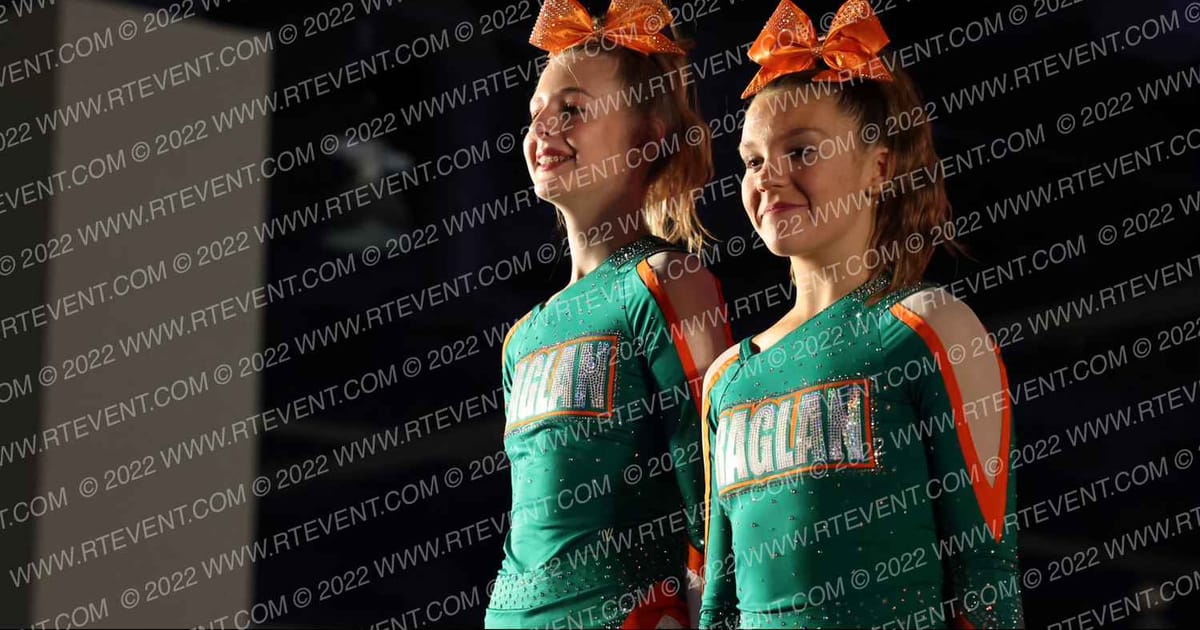 Raglan Coast Cheer Slate · Encore Las Vegas showdown
