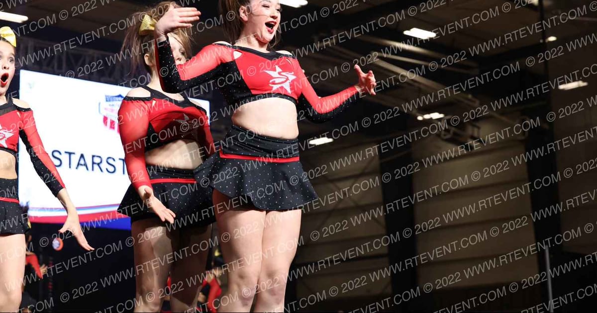 Starstruck Senior Icons · NCA Roseville Showdown