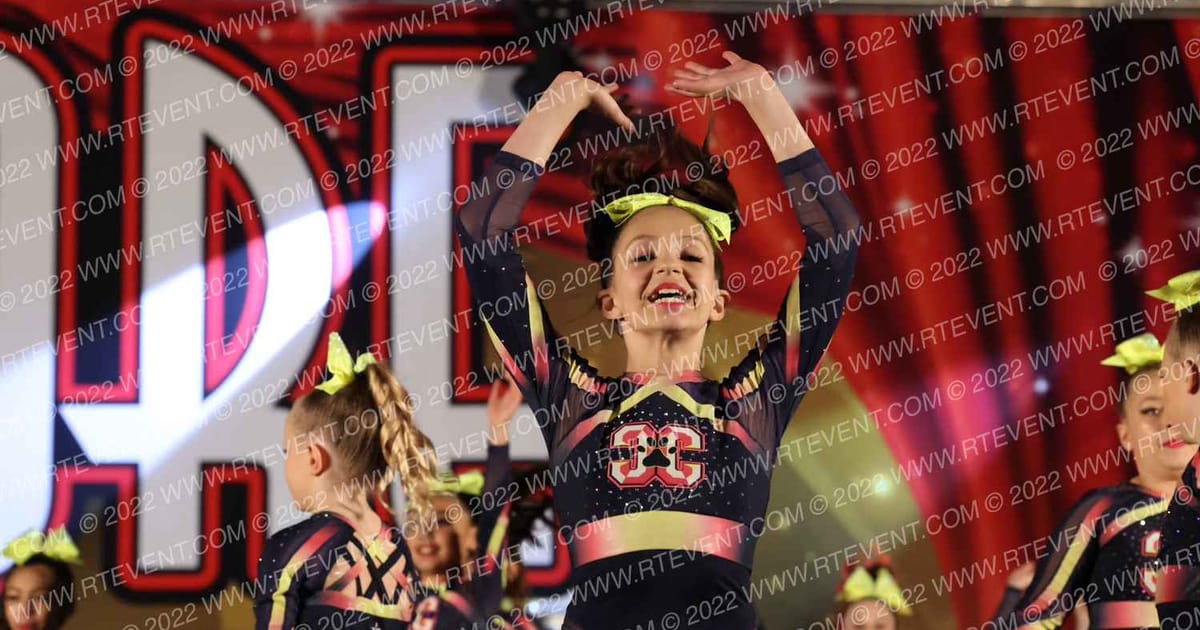 CheerCats LV Neon Kitties · Encore Las Vegas showdown