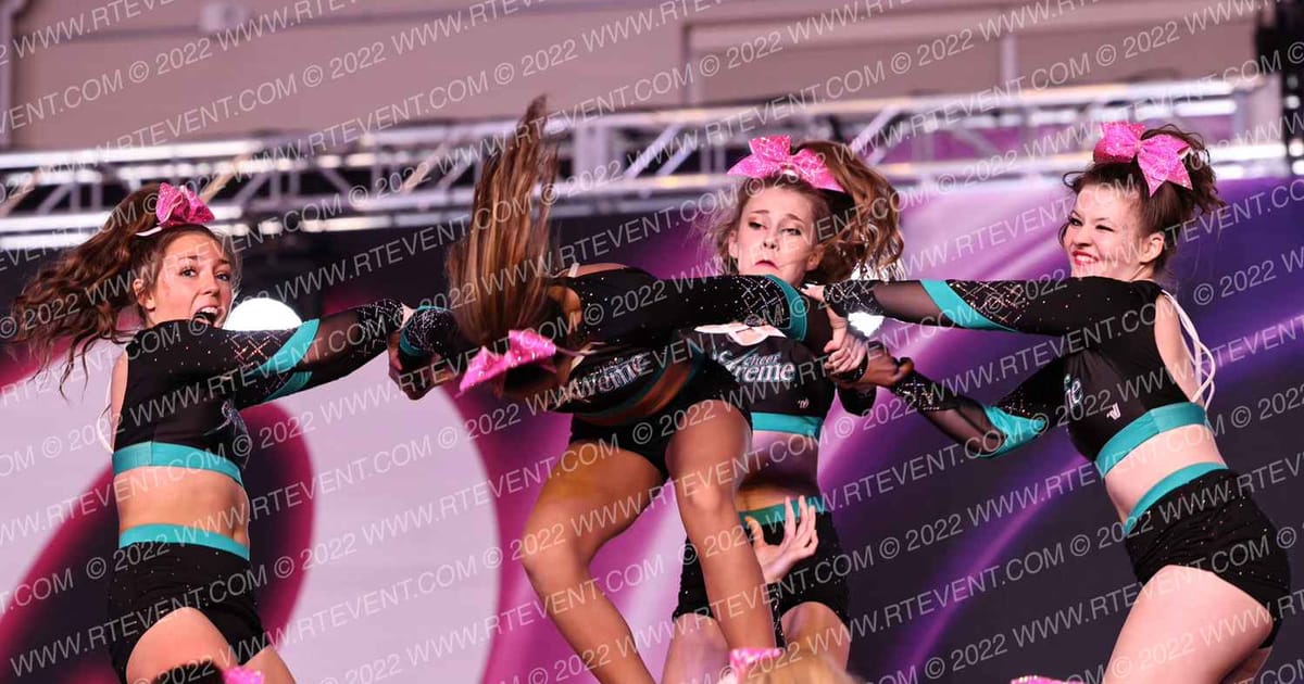 Cheer Extreme Annapolis Lady Gunz · COASTAL AT THE COAST