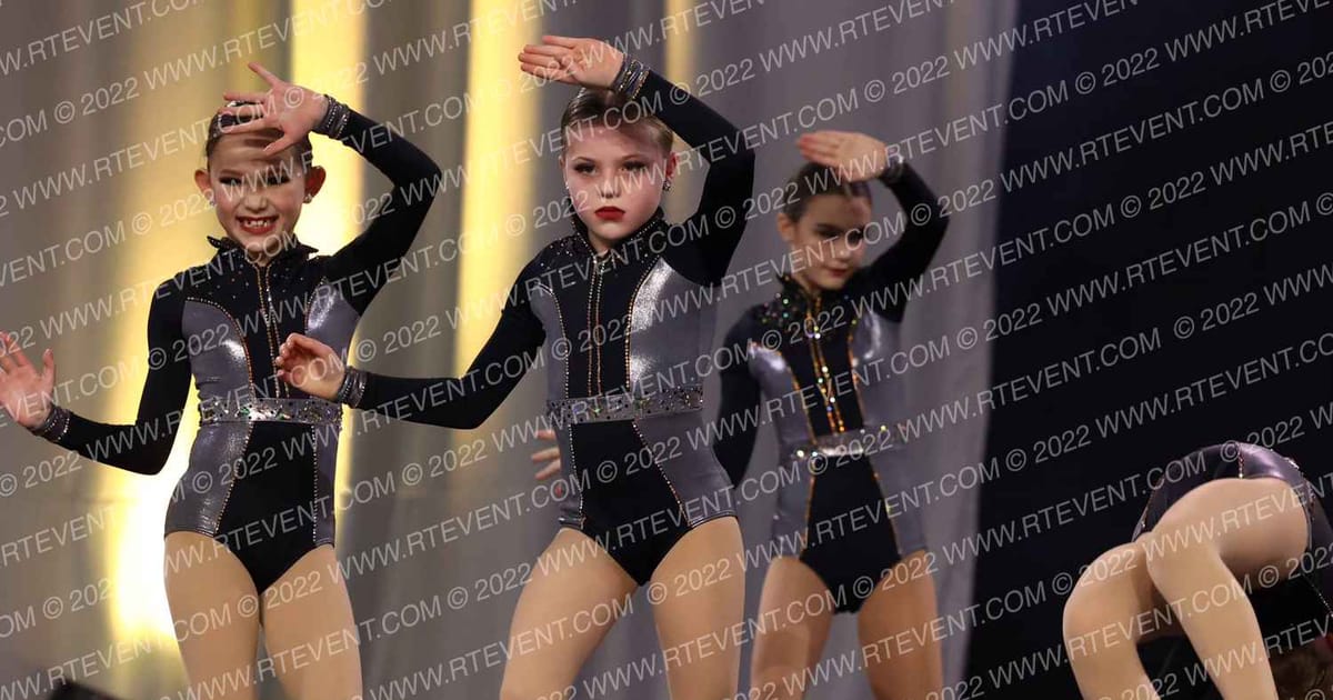 Brio Studios Mini Premier Large · Dance Super Nationals