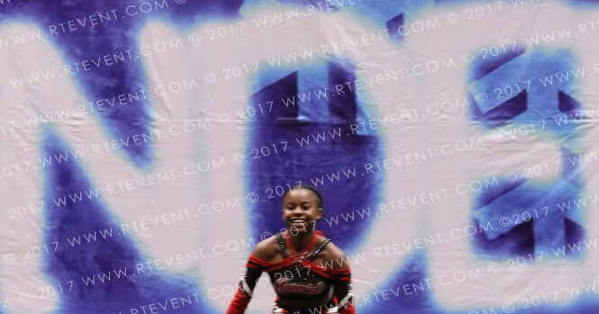 Oxford Sirens Open Level 3 Stunt Group · Winter Wonderland