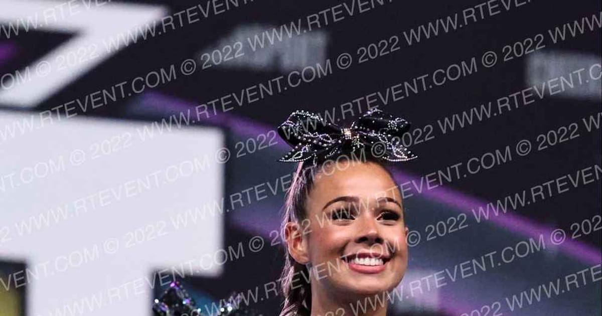 Cheer Extreme Senior Elite · Friday Night Live
