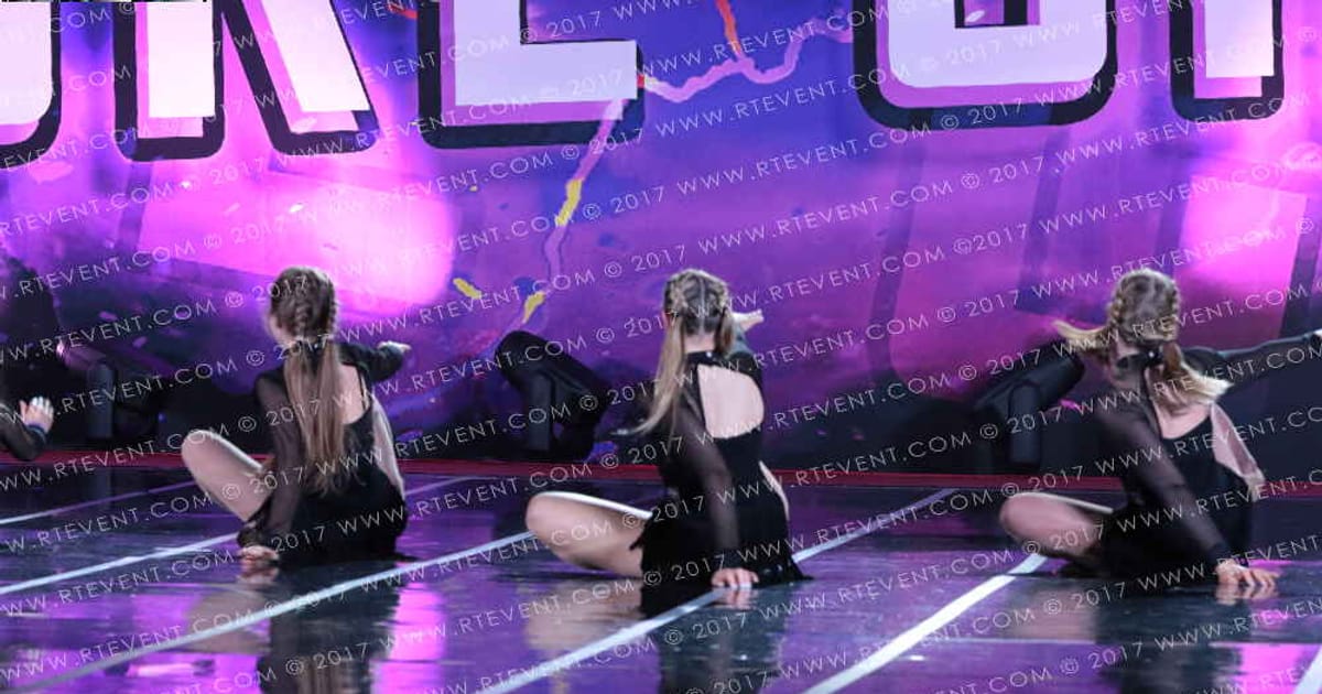 Infinity Cheer   Dance Eclipse · Hear of England UK University Nationals