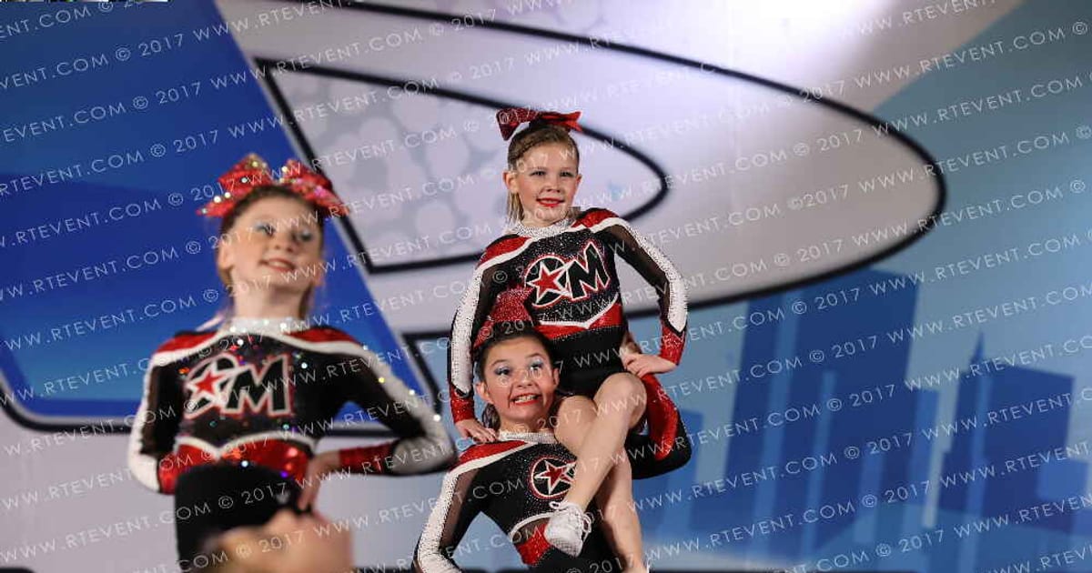 Off Main Cheer & Tumbling Smoke · Athletic Chattanooga Nationals DIDII Revised