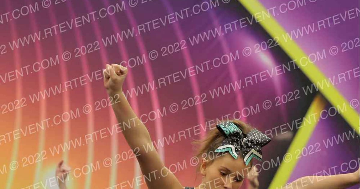Spirit Cheer Sapphires · The Red Hot Cheer and Dance Competition