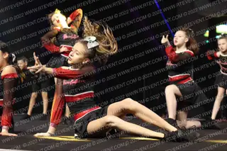 REVOLUTION SPORTS CENTER STARSTRUCK