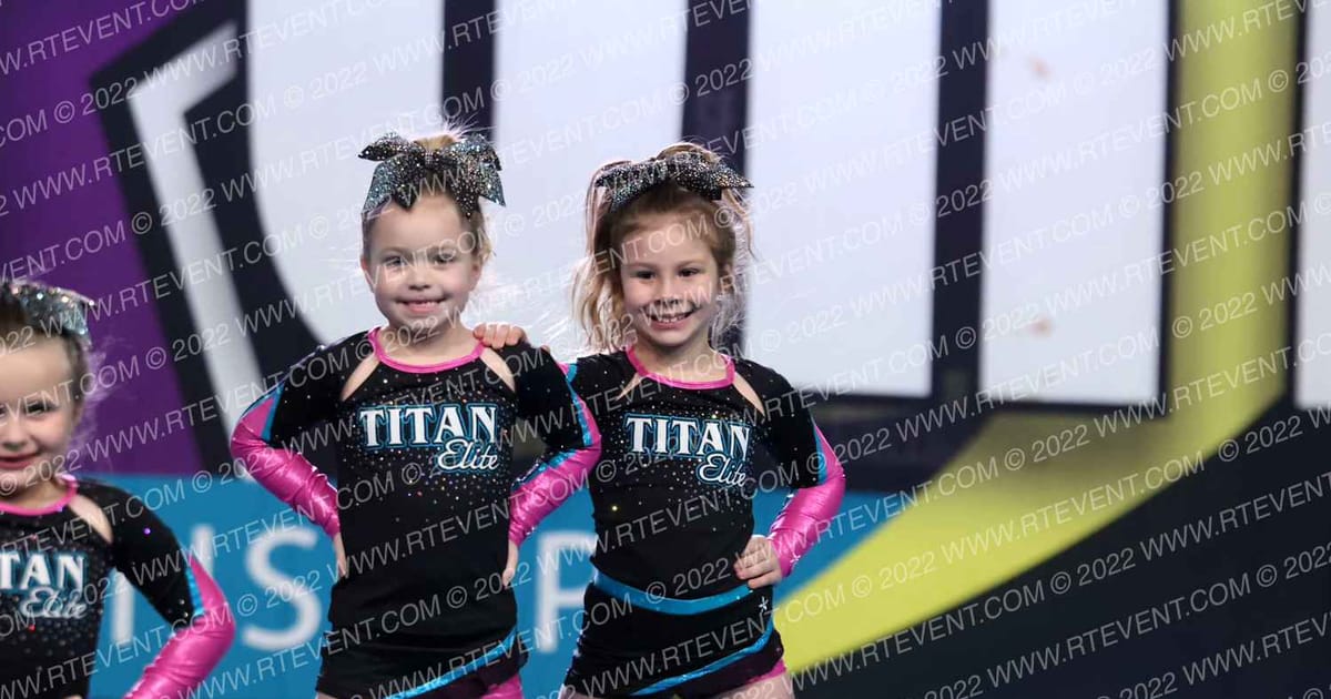 Titan Elite Pink Lightning · CSN Arena B Three
