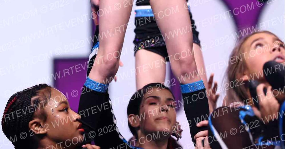 Louisiana Cheer Force Rose · CSN Arena c Two