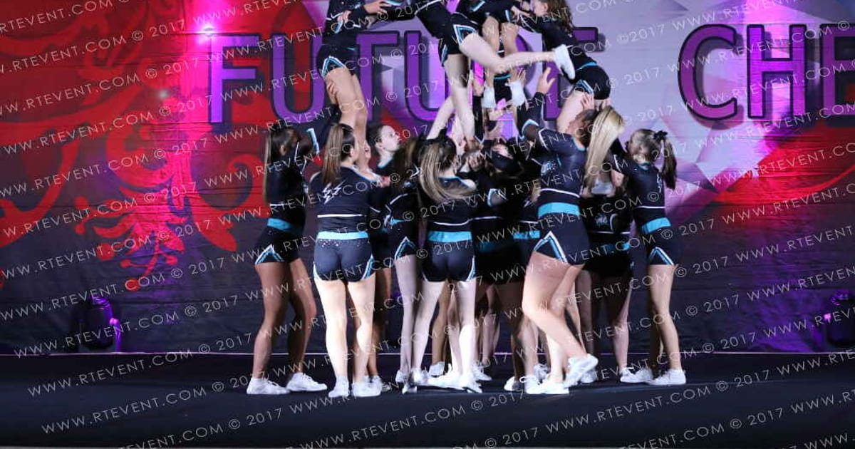 Stormers Elite Ice Queens · Hear of England UK University Nationals