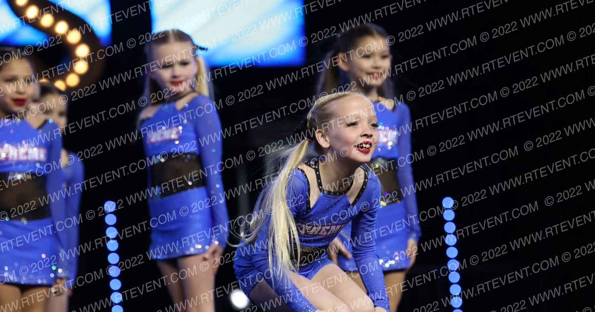 XTREME CHEER ROYALTY · DII Nationals
