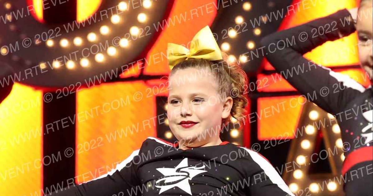 STARSTRUCK SPOTLIGHT · DII Nationals
