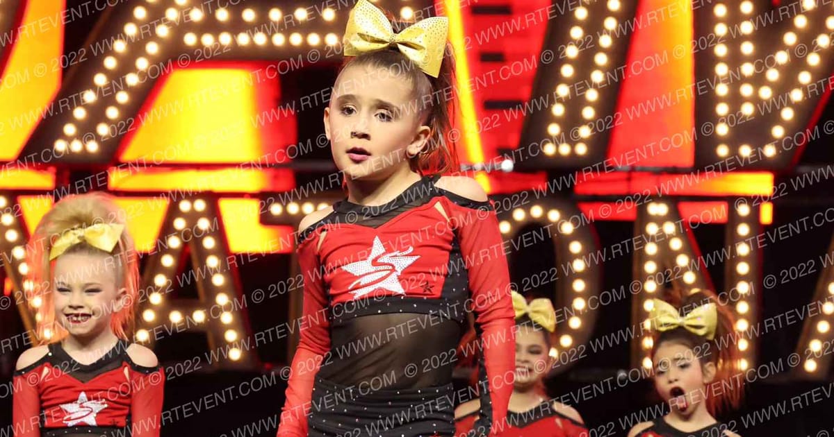 STARSTRUCK DIVAS · DII Nationals