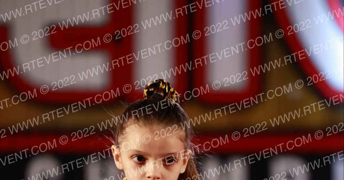 Upper Moreland Cheerleading Assoc Bombshells · Encore Philly Showdown FIXED