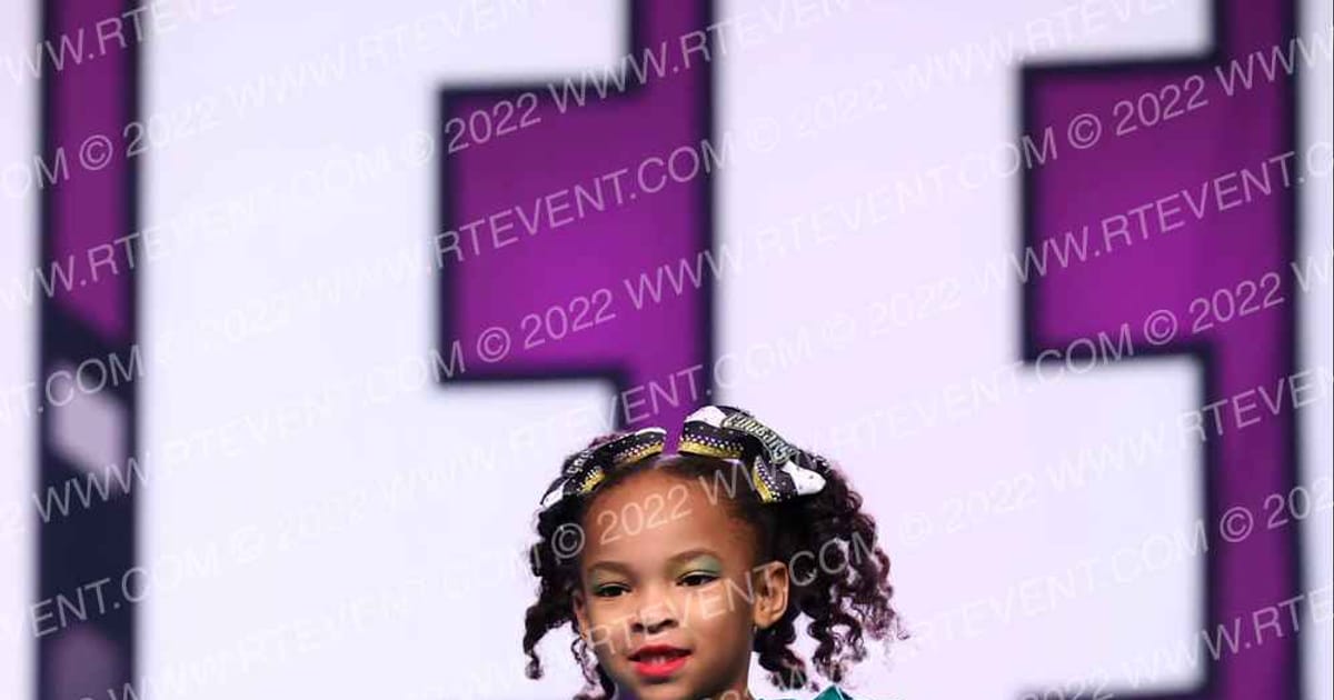 Cougars Competitive Cheer Little Paws · CSN Arena c Two