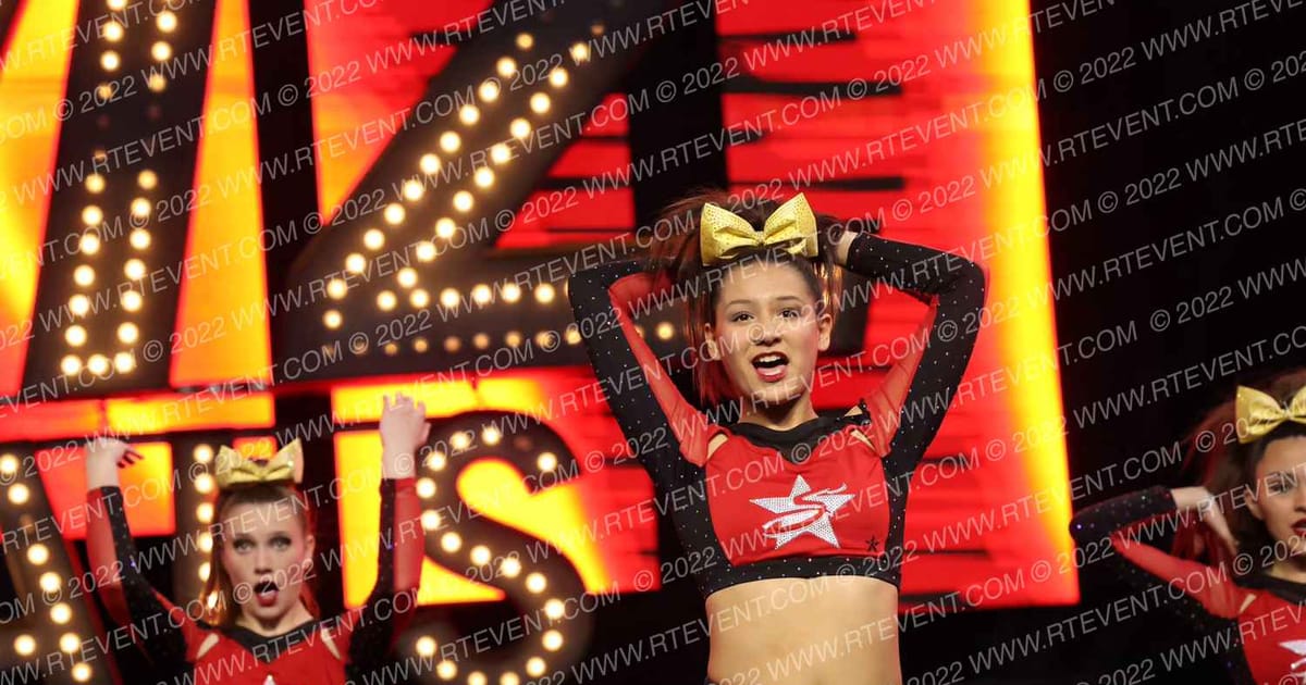 STARSTRUCK ICONS · DII Nationals