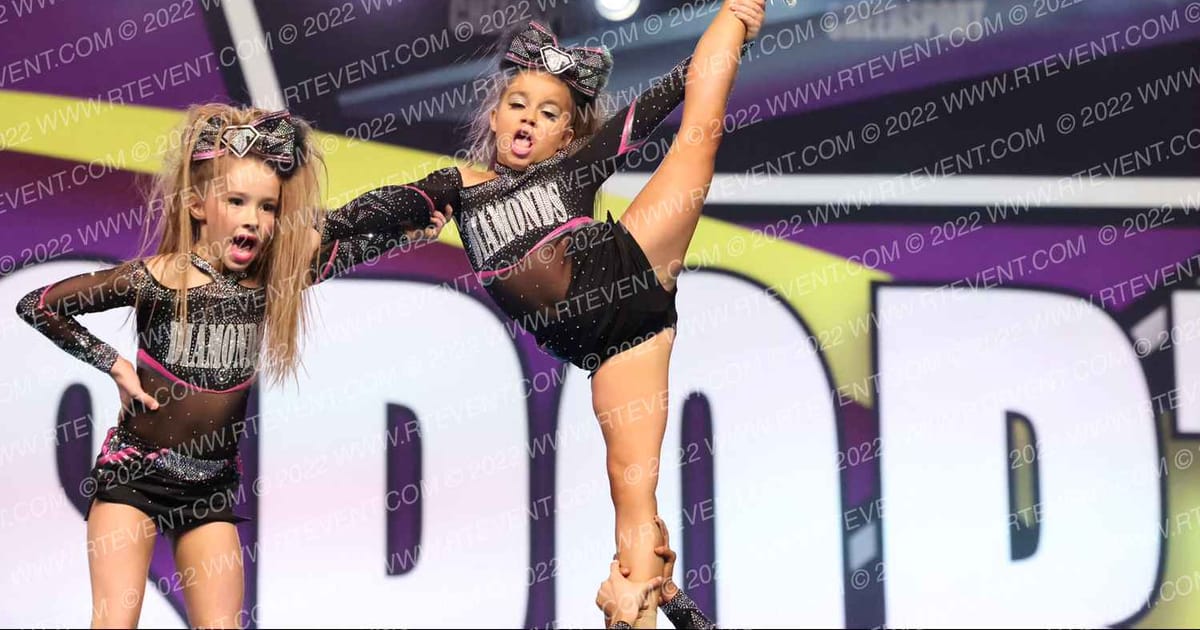 Diamonds All Stars Covergirls · CSN Arena B Two