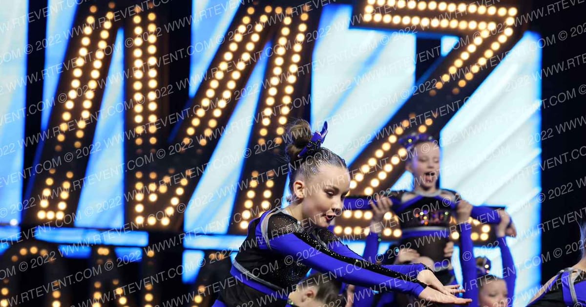 CHEER FORCE ENCHANTED · DII Nationals