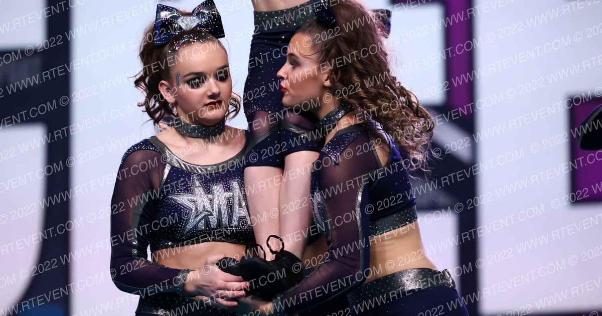 Macs Allstar Cheer MAC'S WHITE DIAMONDZ · CSN Arena c Two