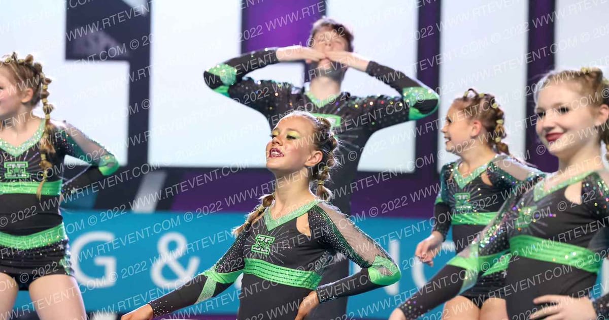Element Elite Tumbling & Cheer PLATINUM · CSN Arena B Two
